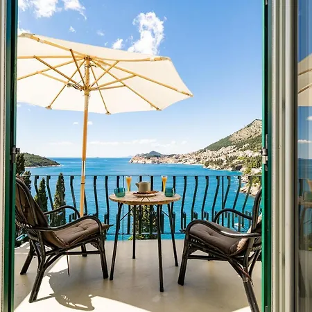 House Sveti Jakov 1 *